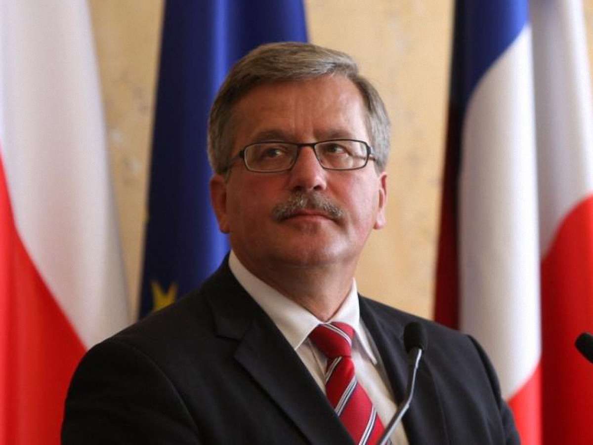 Коморовський проти тюремних термінів для українських високопосадовців