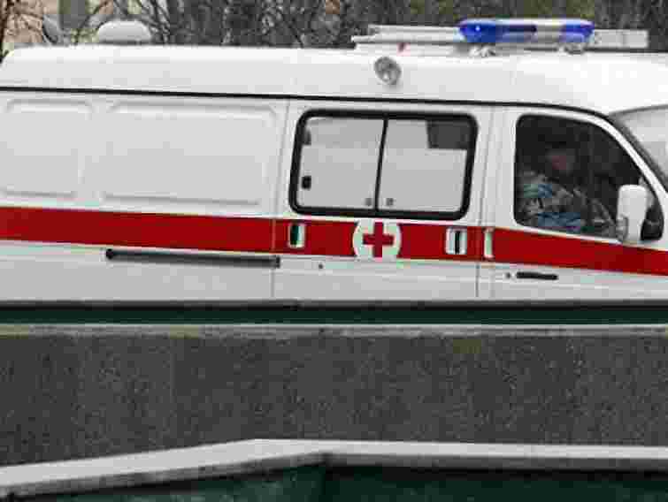 На Прикарпатті хлопець кинув вибухівку на весіллі і втік у ліс