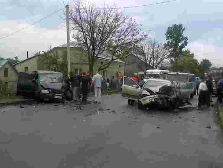 На Львівщині в ДТП травмовано 6 осіб, одна дитина померла