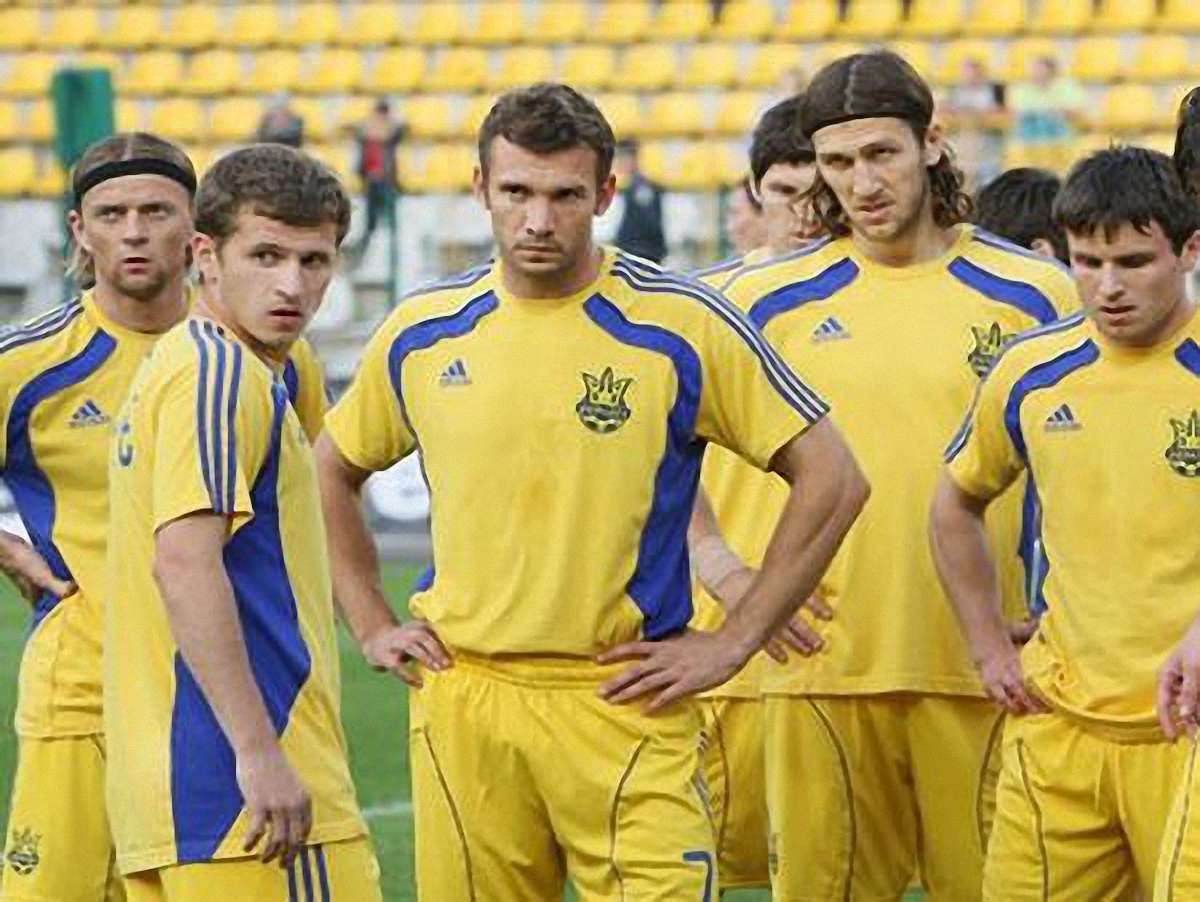 Збірна України з футболу на межі вильоту з топ-50 ФІФА