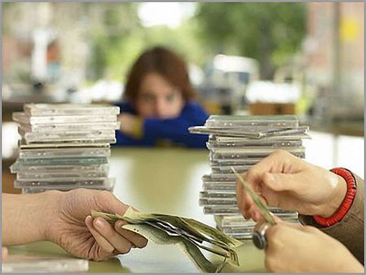 Справжній диплом в Україні можна купити за 3500 євро