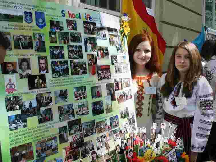 У Львові – учнівське театрально-естрадне шоу