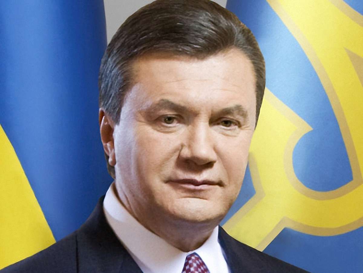 Янукович обіцяє матерям, що забезпечить всім достаток