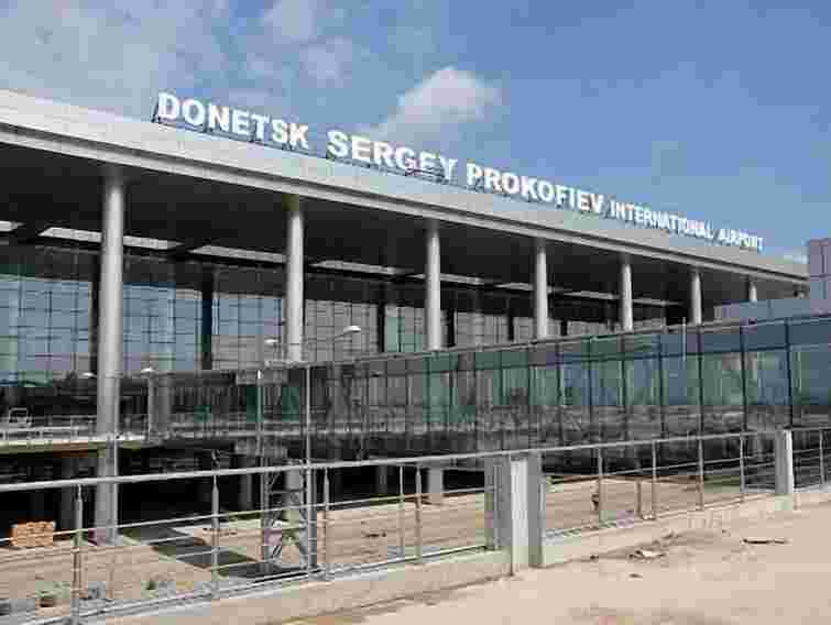 Янукович відкриє аеропорт в Донецьку