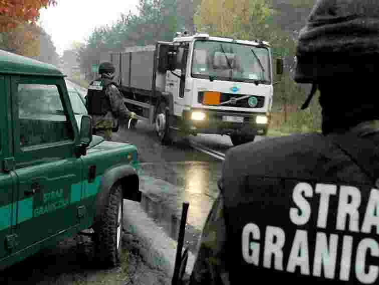 У Польщі затримали чотирьох українок-нелегалок