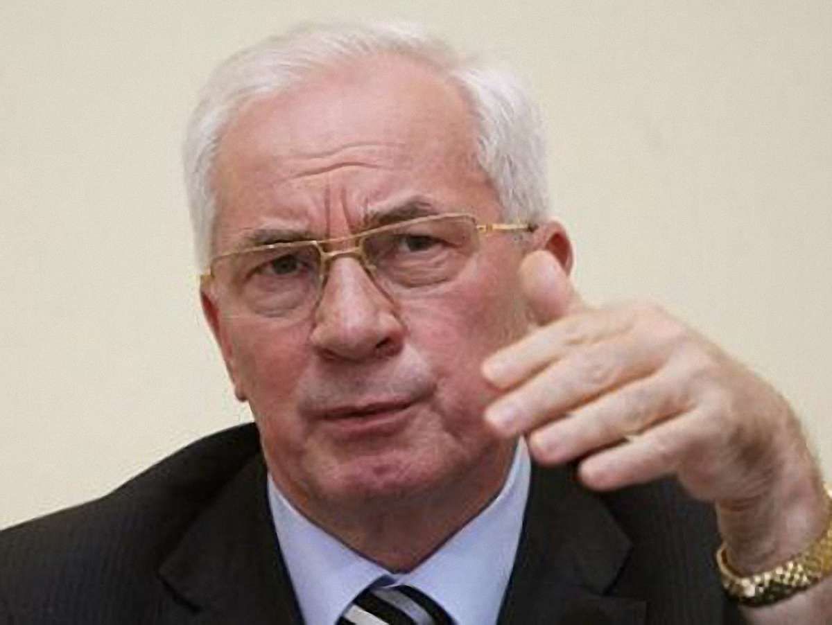 Ніякої диктатури в Україні немає, – Азаров