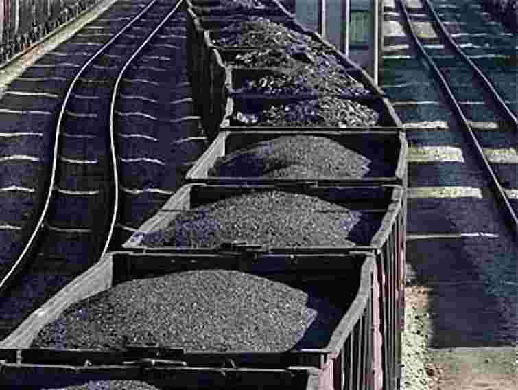 На Львівщині вантажний потяг збив на смерть чоловіка