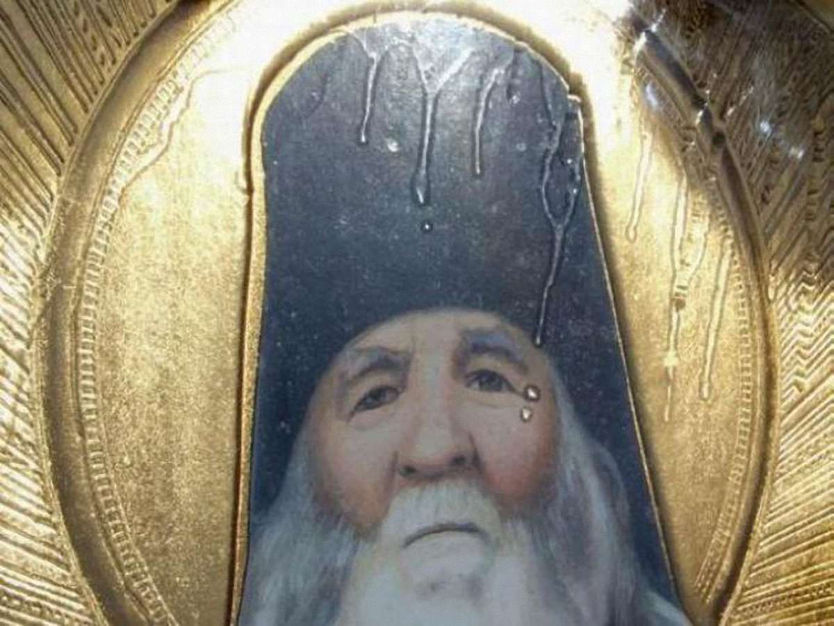 На Тернопільщині під час служби замироточили три ікони, - очевидці