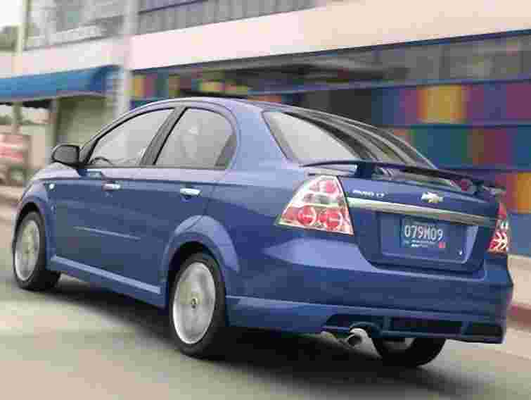 У Львові підпалили Chevrolet