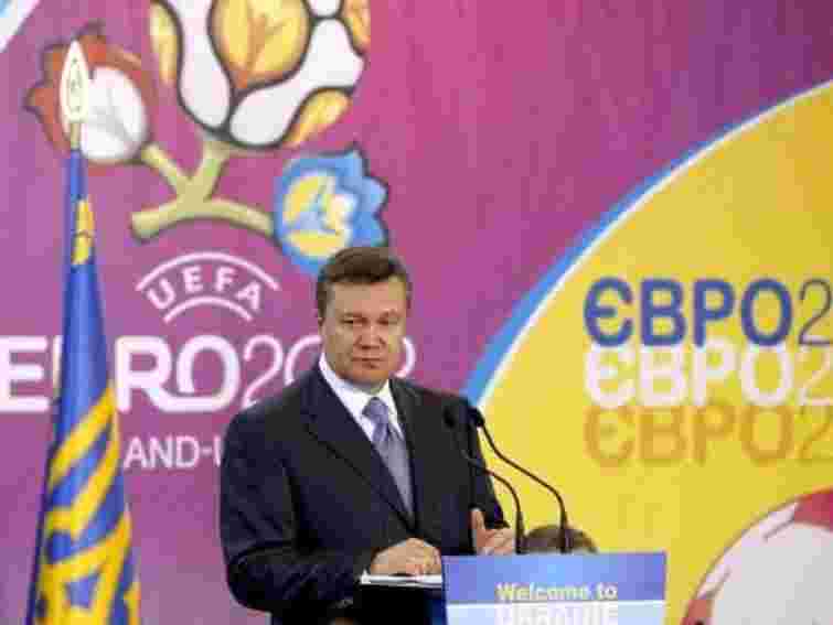 Янукович запросив на Євро-2012 керівників країн СНД