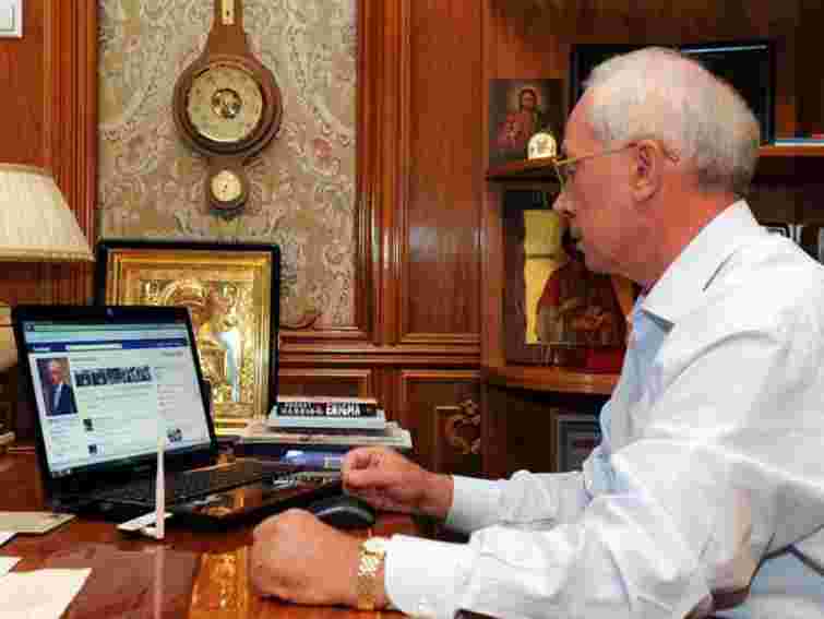 Азаров проти веб-камер на виборчих дільницях, як у Росії