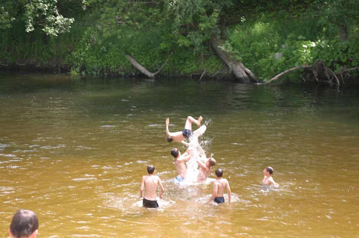 ГУ МНС  Львівщини нагадує про правила безпеки на водоймах