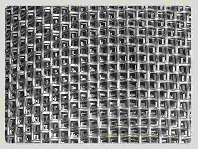 Після вибуху в Дніпропетровську почали встановлювати урни з сітки