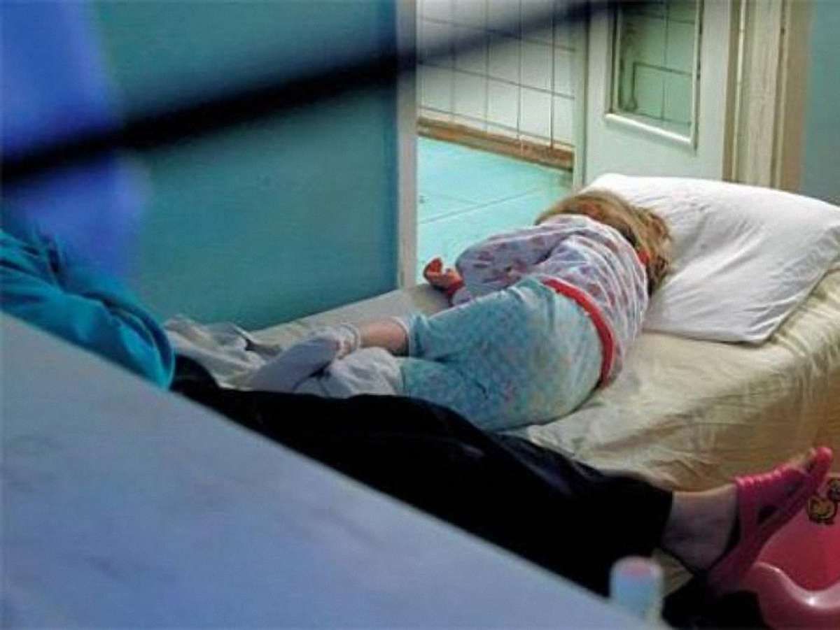 Прокуратура вивчає отруєння дітей на Київщині