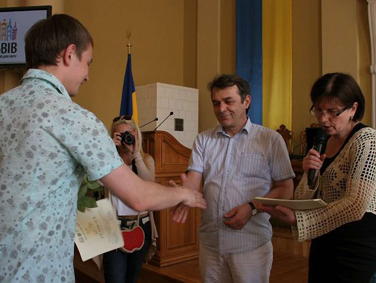 У Львові відзначили 52 кращих кельнерів