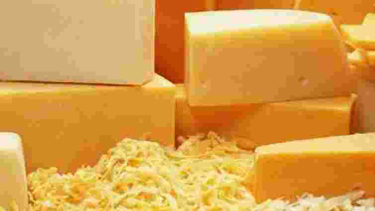 Український сир знову постачають в Росію