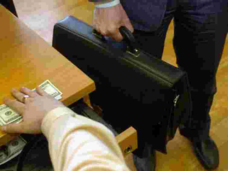 Україна нагадує мафіозну державу, – експерт Євроради