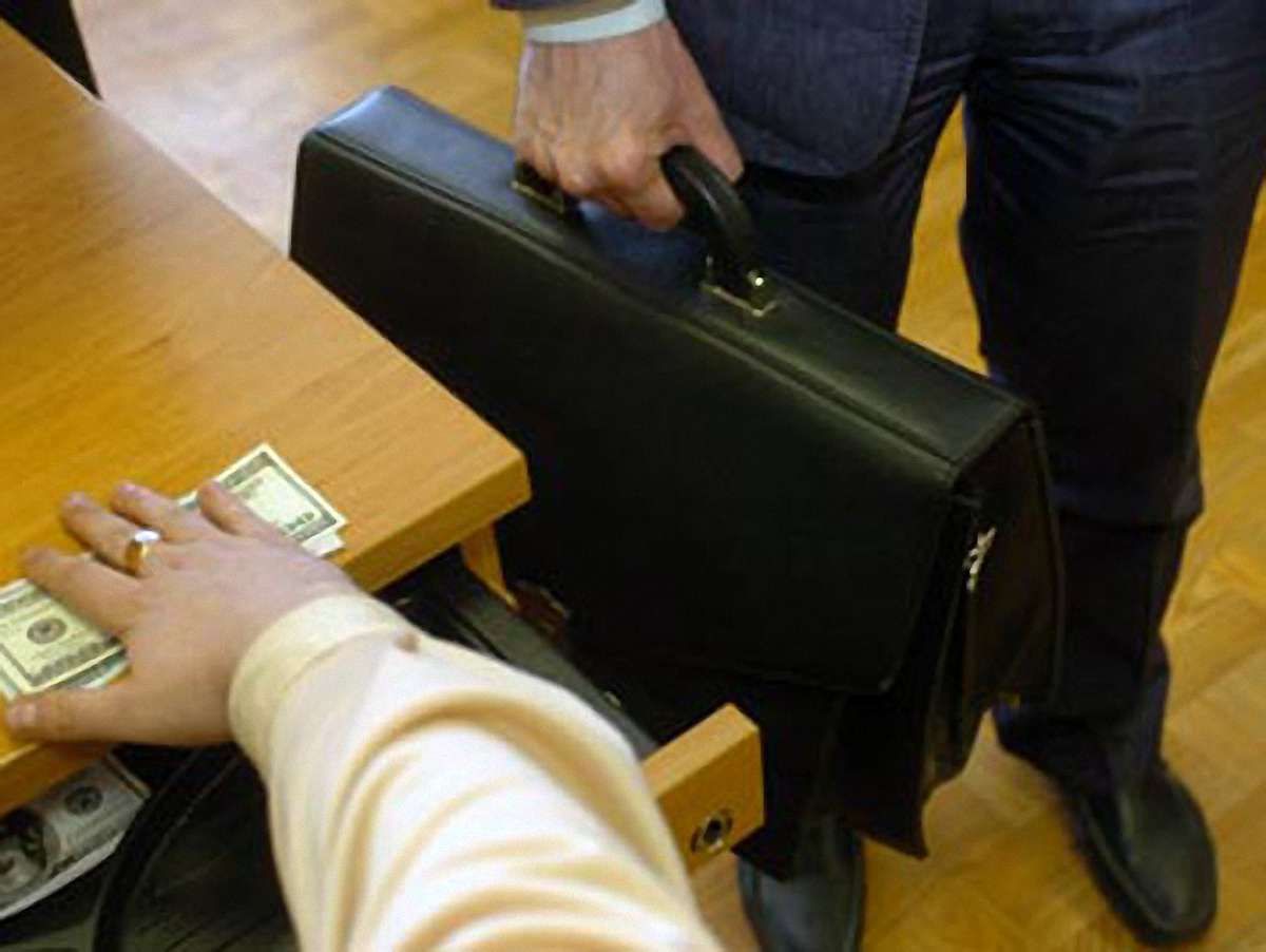 Україна нагадує мафіозну державу, – експерт Євроради