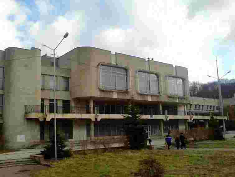 У Львові «Погулянку» засмітили будівельними відходами на 17 тис. грн