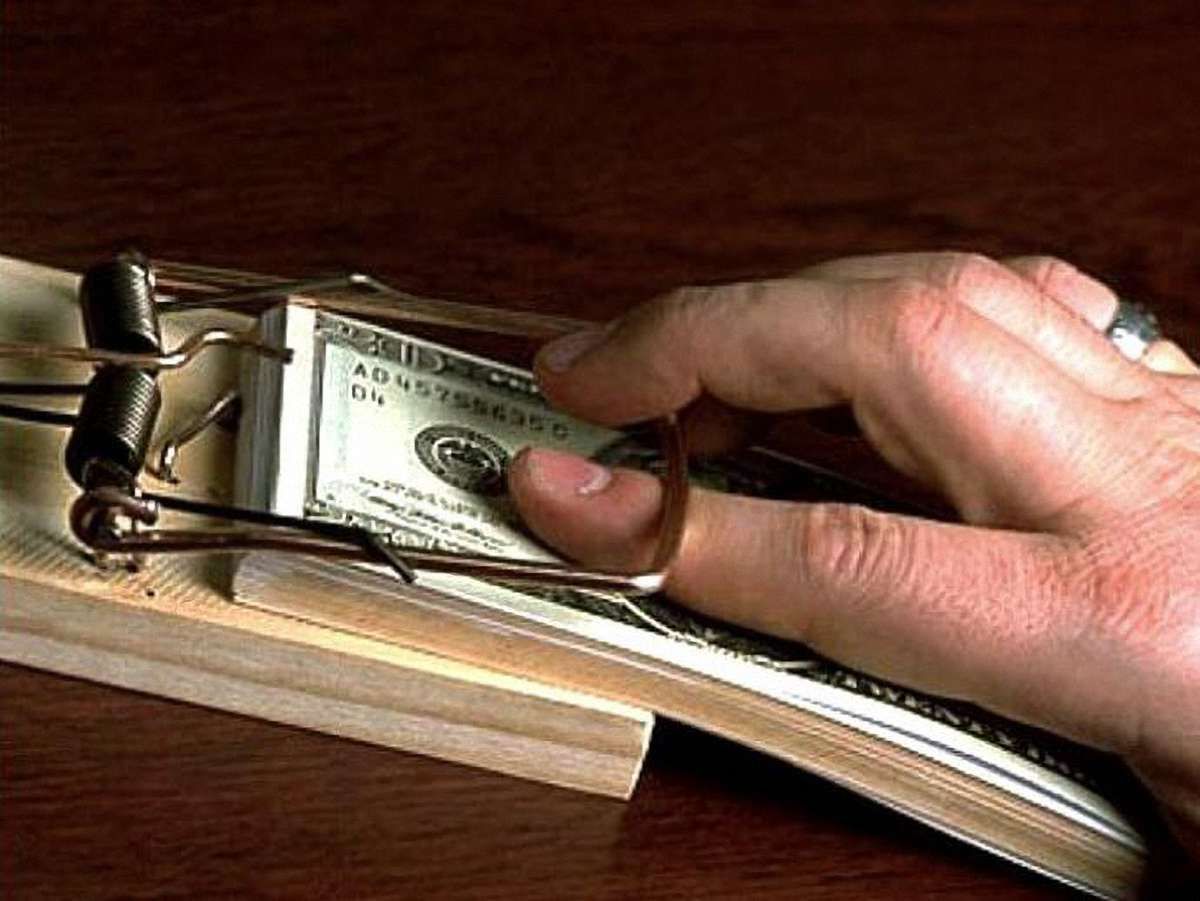 На Закарпатті судитимуть міліціонерів-хабарників