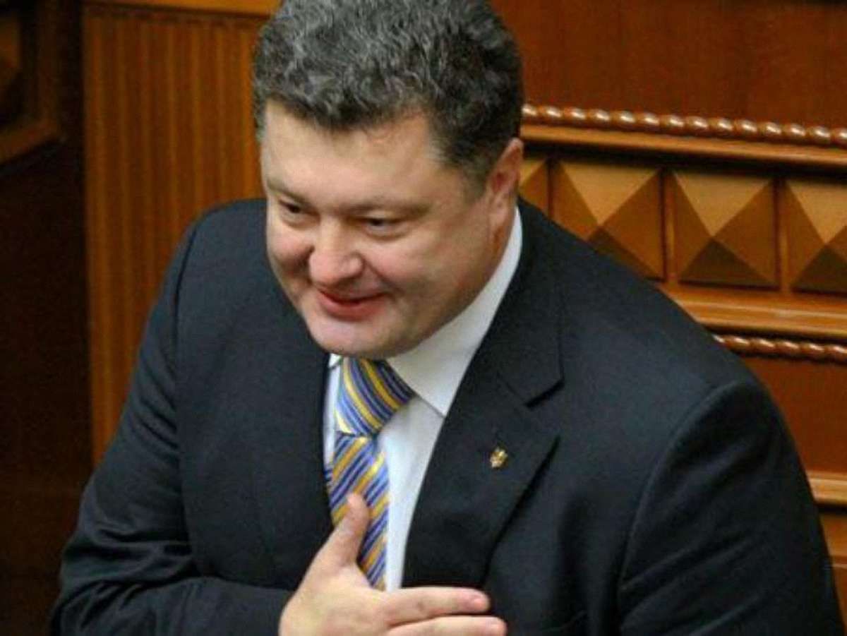 Янукович ввів у Раду регіонів Порошенка
