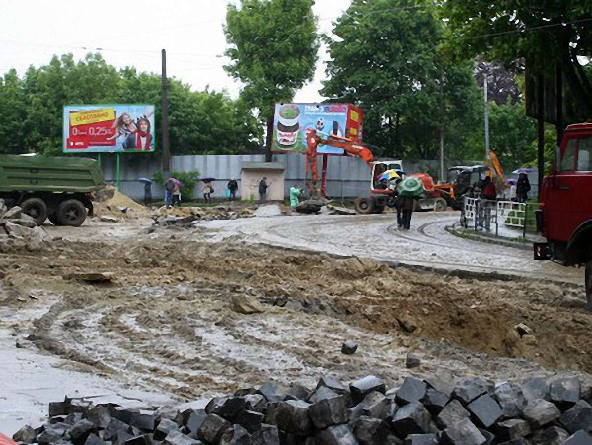 У Львові на благоустрій доріг після ремонтів не вистачає грошей