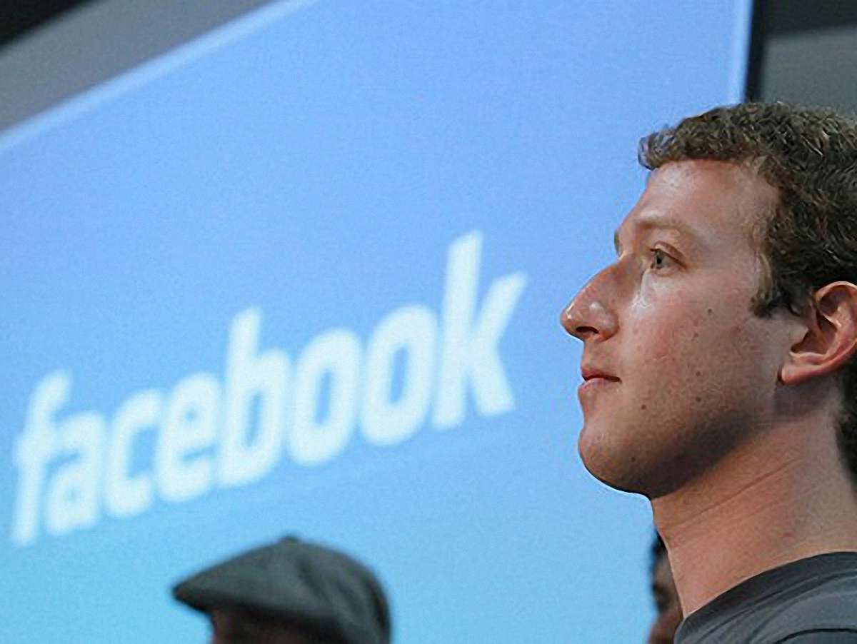 Власники акцій Facebook подали до суду на Цукерберга