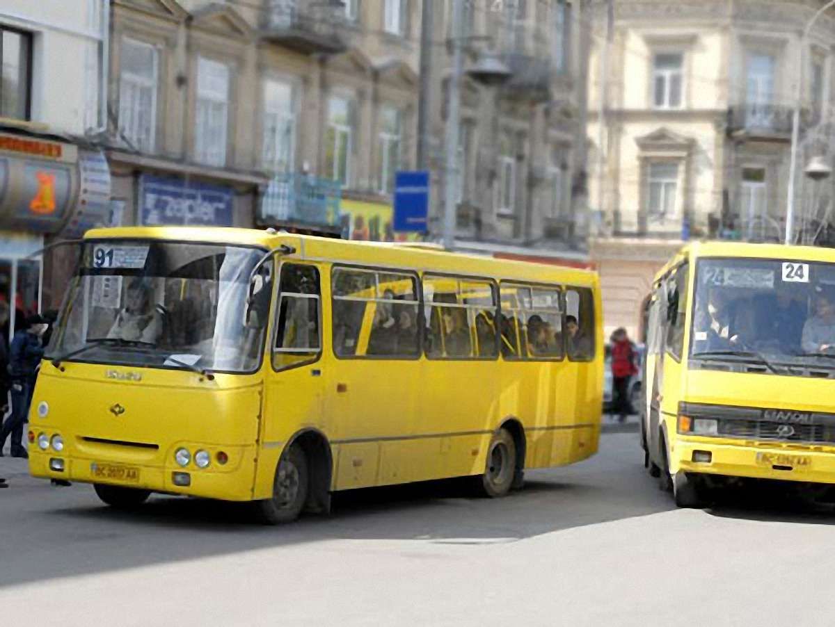 Депутати просять помити транспорт Львова до Євро-2012