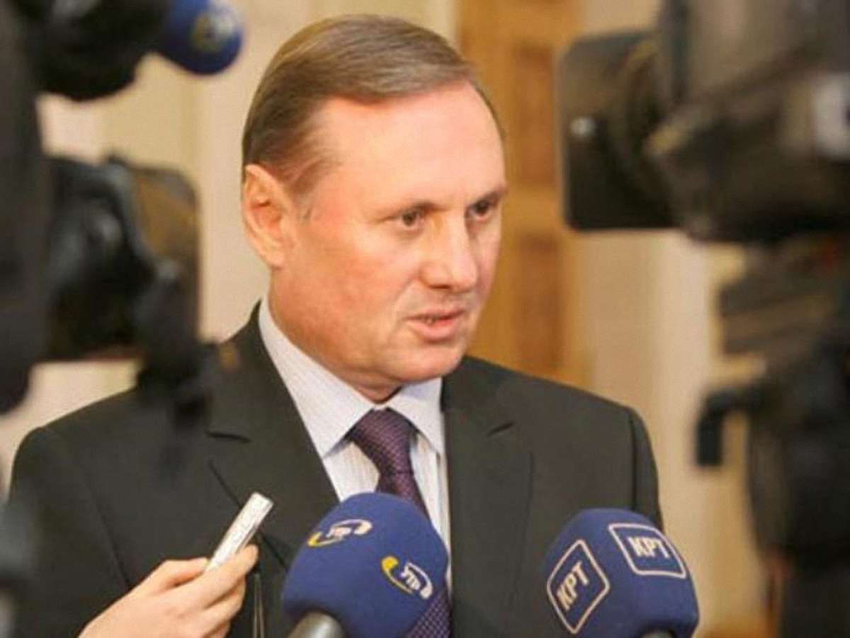 Закон про російську  як другу державну мову не  ухвалять, – Єфремов