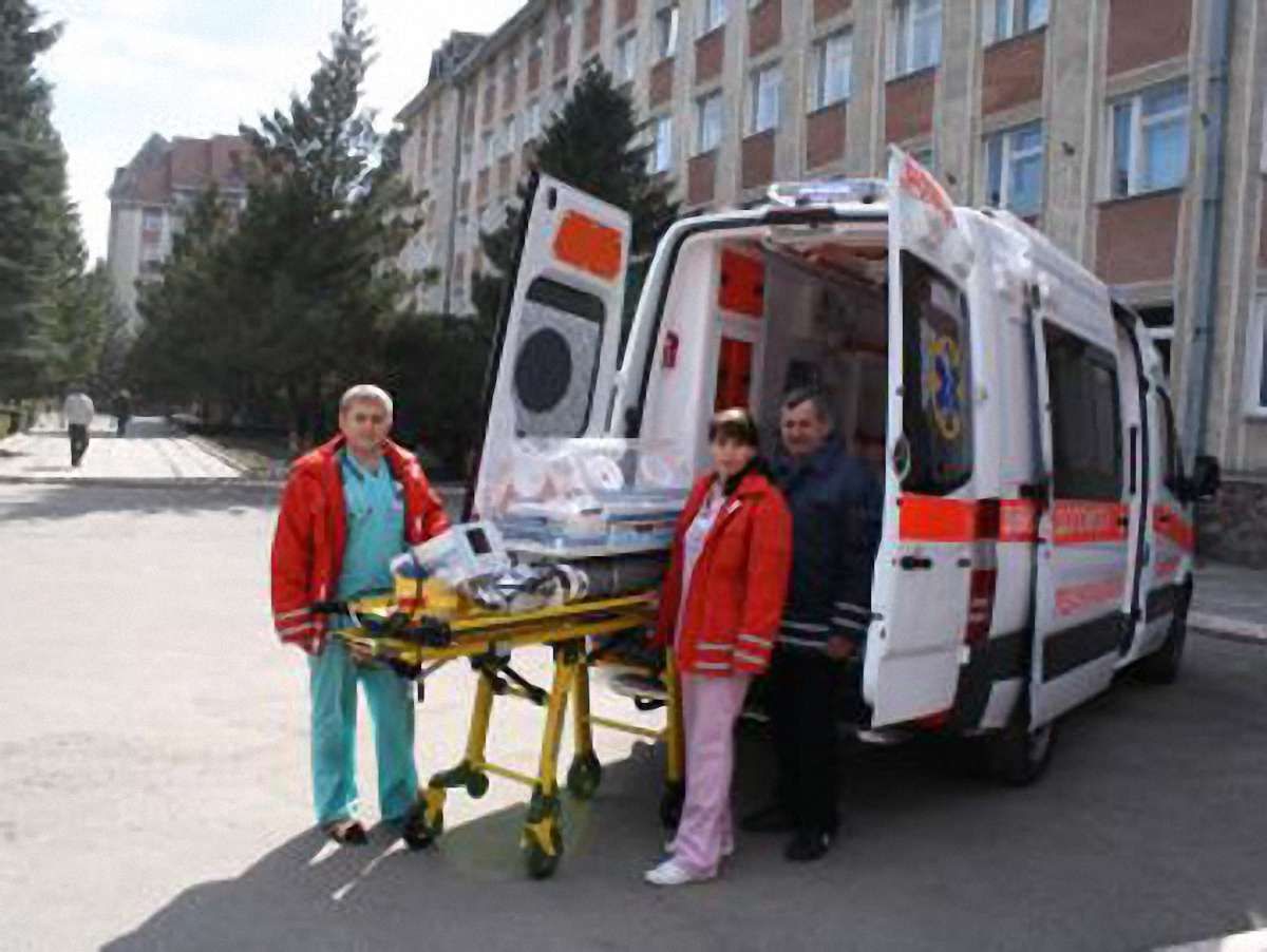 На Прикарпатті дівчинка перекинула на себе посуд з окропом