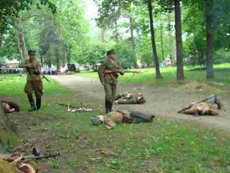 В Івано-Франківську відтворили бій УПА з НКВС
