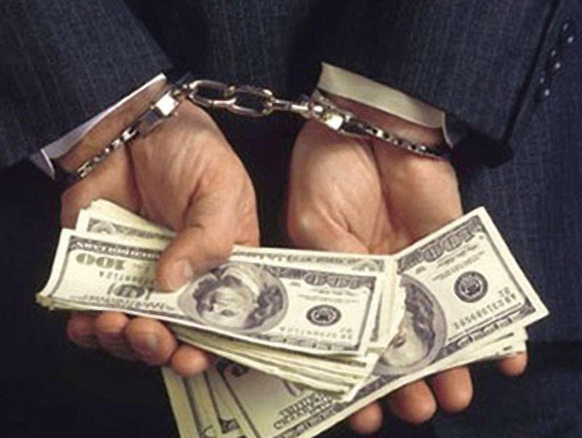 Голова та депутат однієї з сільрад Львівщини вимагали $56 тис. хабара