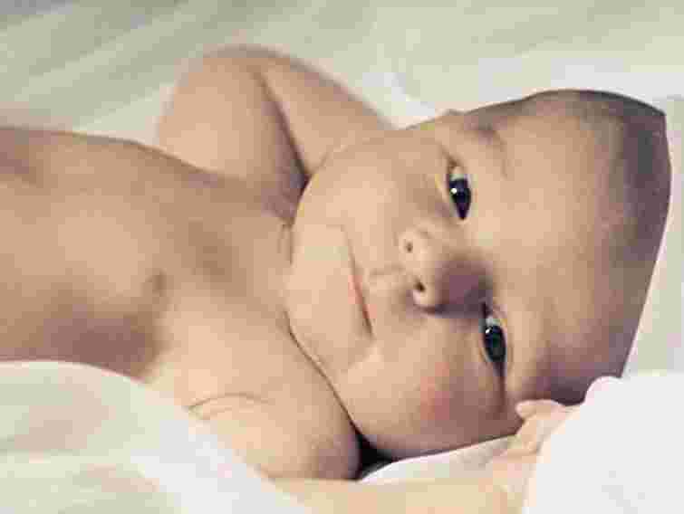 80% українців не планують найближчим часом дітей