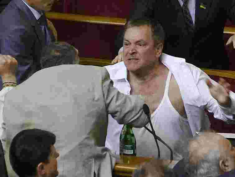 ПР: Бійки в парламенті – це ознака демократії