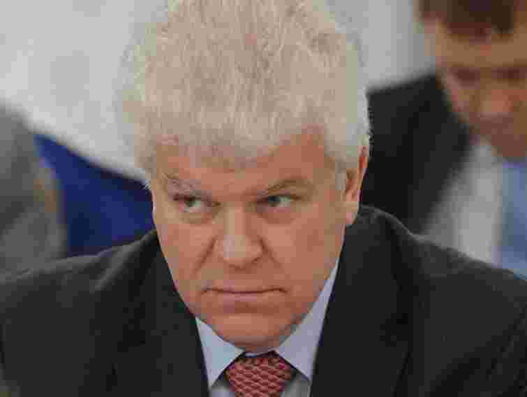 Дипломат: Єврокомісари мають працювати, а не на стадіоні сидіти