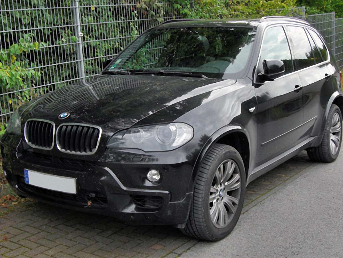 У Краківці затримали українця на краденому BMW X5