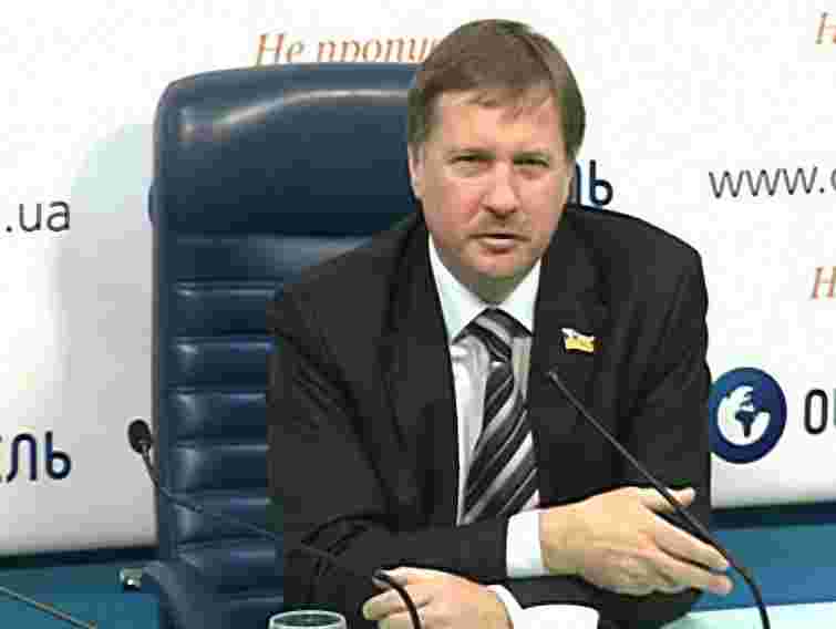 Це певна зграя товаришів, – Чорновіл про ПР