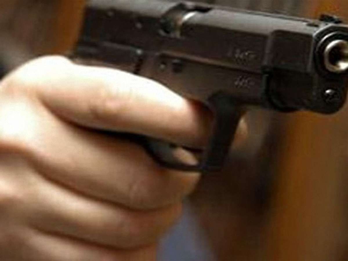Правоохоронці захищаючись застрелили грабіжника на Київщині