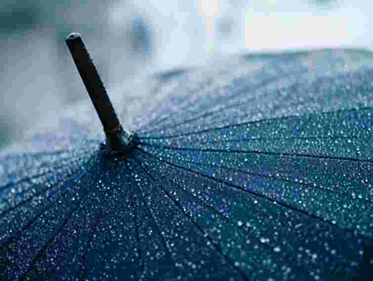 На вихідних в Україні дощитиме