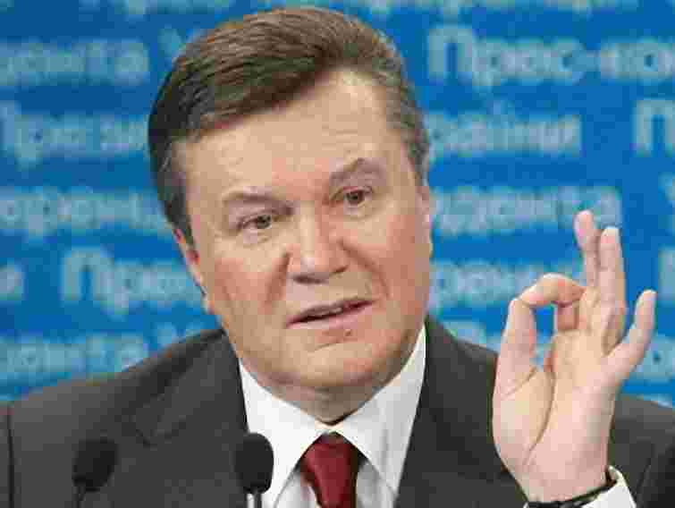 Янукович захищає національні інтереси, - міністр