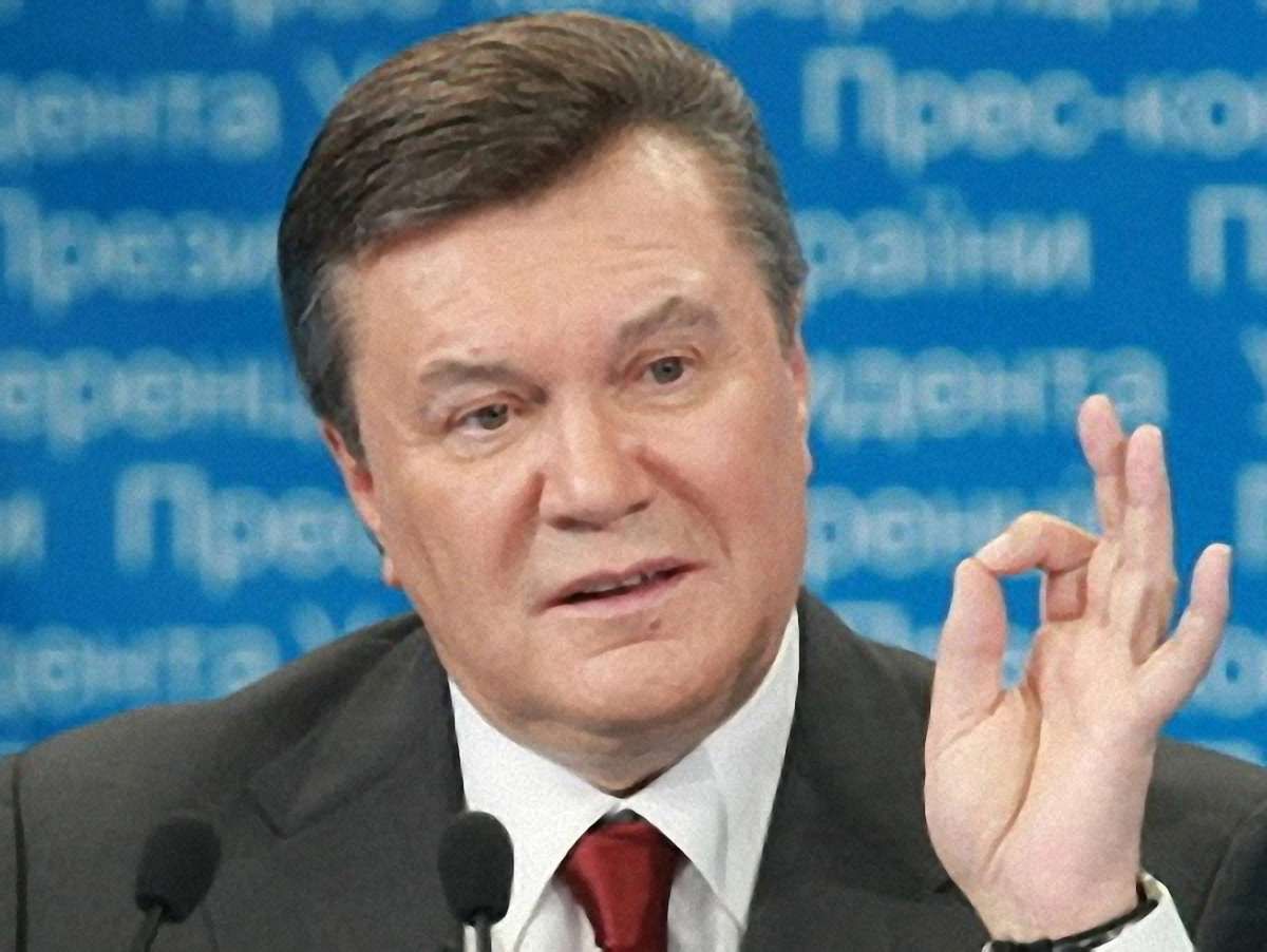 Янукович захищає національні інтереси, - міністр
