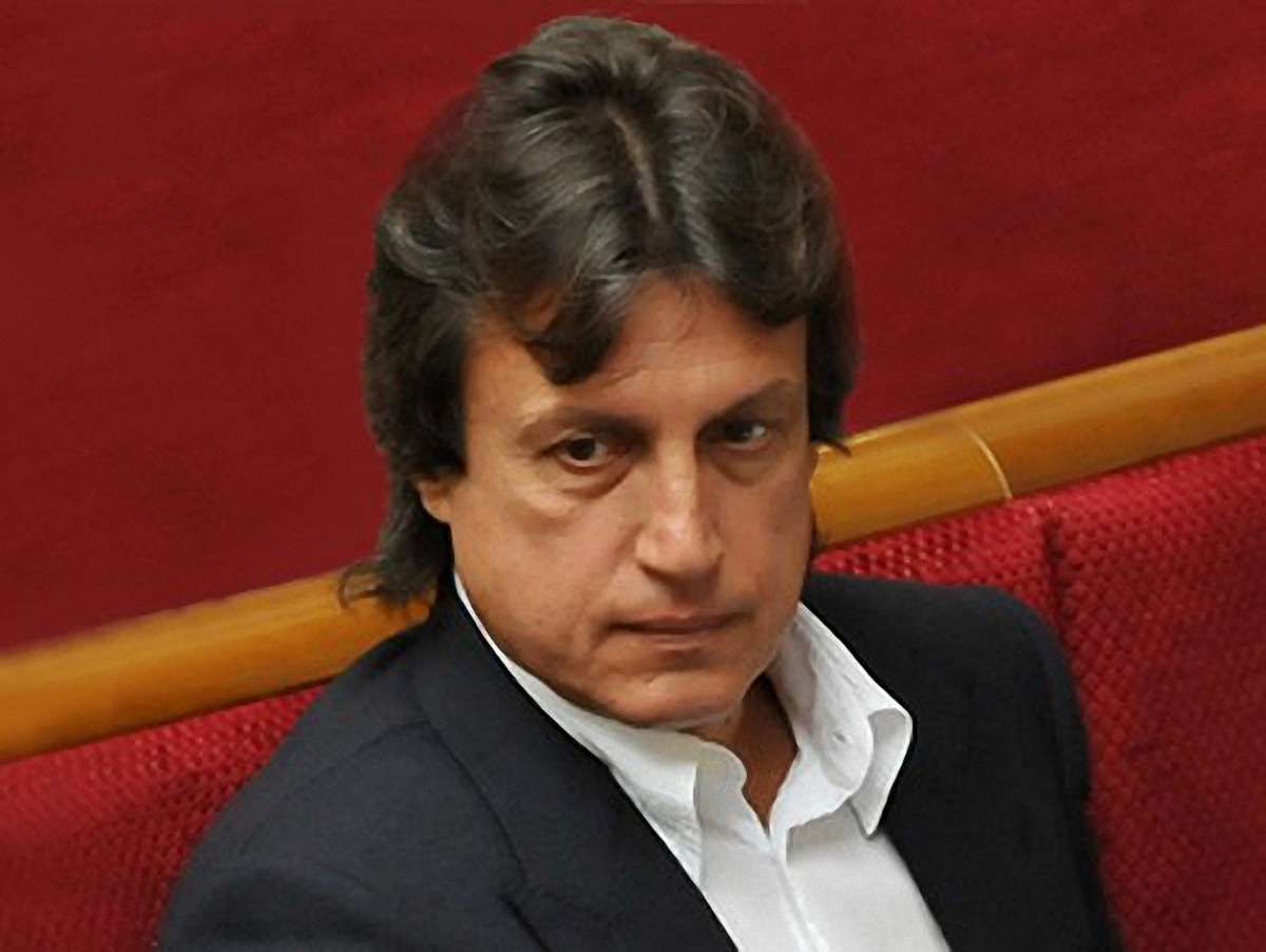 НУНС позбувся депутатів, які голосували за мовний законопроект 