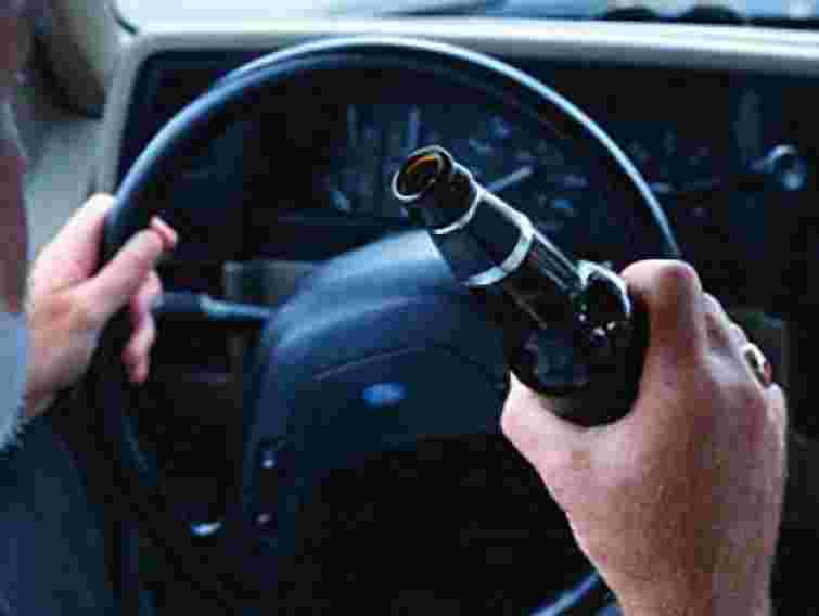 На Закарпатті п’яний львів’янин збив двох дітей і втік