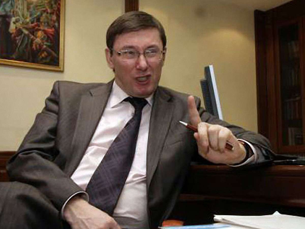 Луценко: Чому мафіозі, оточені гоблінами, повинні керувати країною?