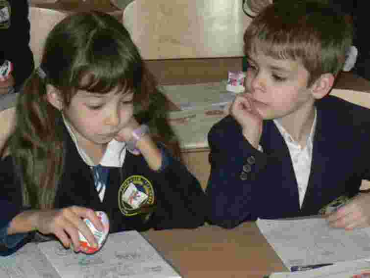 Іноземну мову вивчатимуть з 1-го класу в усіх школах, – Табачник