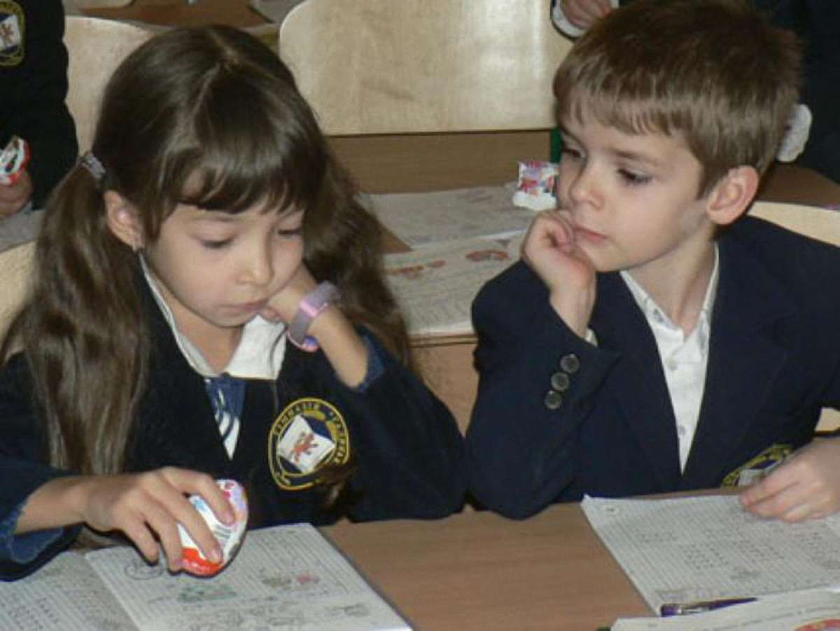 Іноземну мову вивчатимуть з 1-го класу в усіх школах, – Табачник