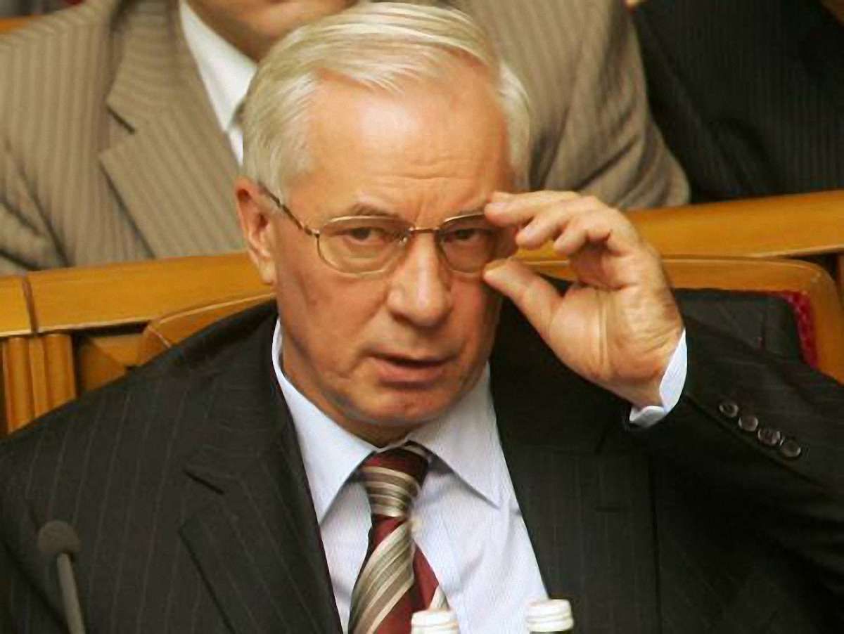 Азаров заперечує наявність расизму в Україні