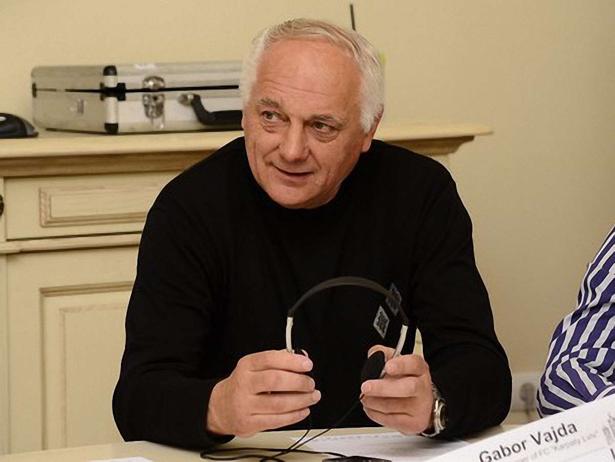 Буде важко, але Україна вийде з групи, – Вайда