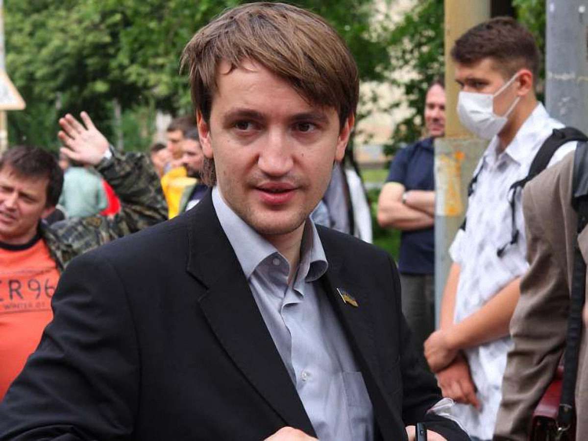 Росія знову вибудовує "залізну завісу", - політолог 
