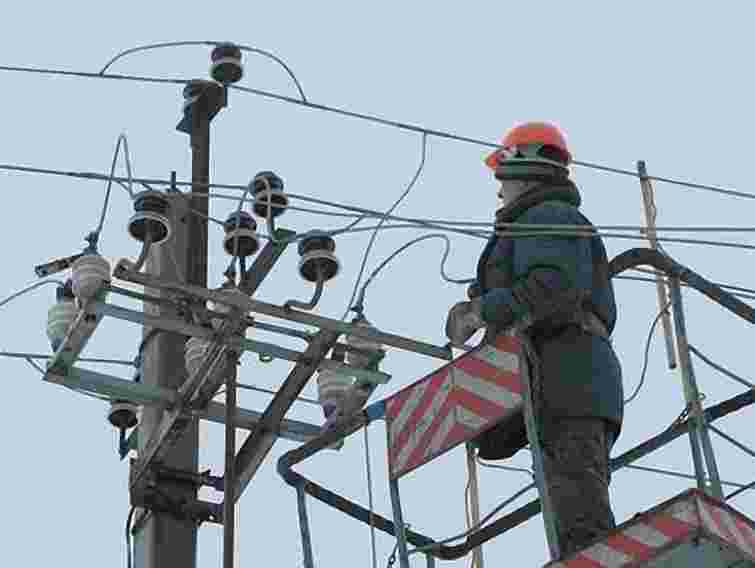 В Україні через негоду знеструмлено 426 населених пунктів